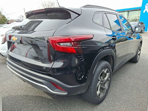 Certified 2025 Chevrolet Trax LT image 5