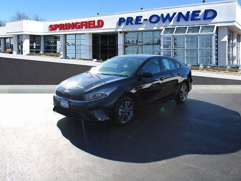 Certified 2024 Kia Forte LXS image 3