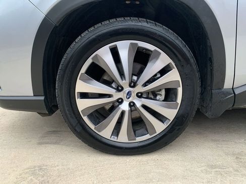 Used 2022 Subaru Ascent Limited w/ Technology Package image 31