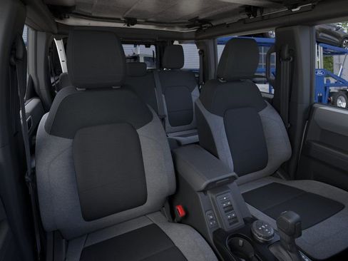 New 2026 Ford Bronco 4-Door AWD/4WD image 10