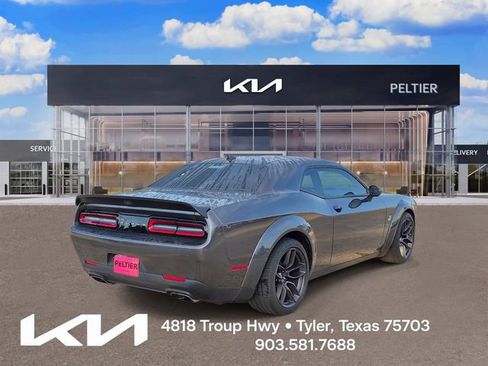 Used 2022 Dodge Challenger R/T Scat Pack RWD image 6