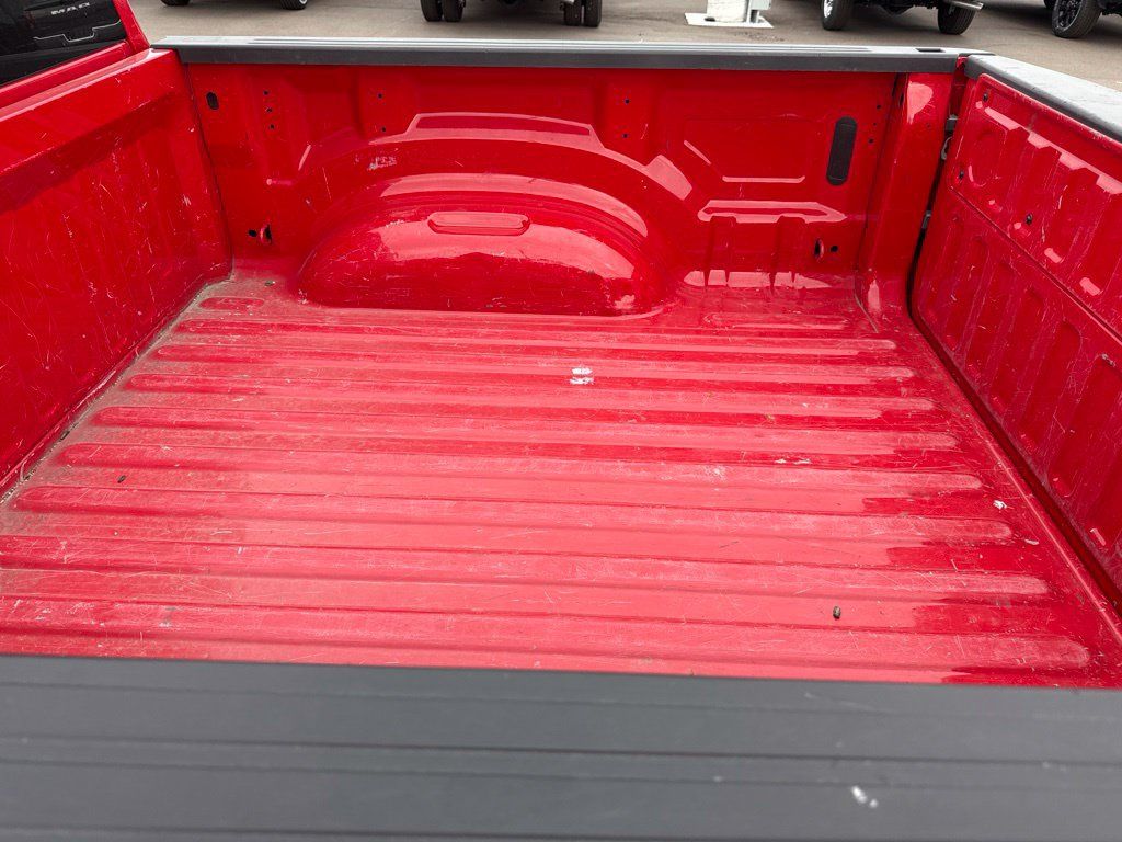 Used 2025 RAM 1500 Big Horn AWD/4WD image 10