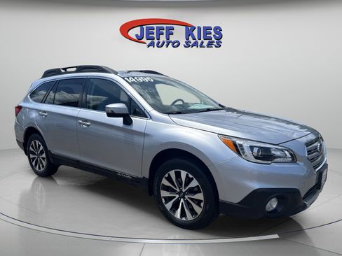 Used 2017 Subaru Outback 2.5i Limited AWD/4WD image 3