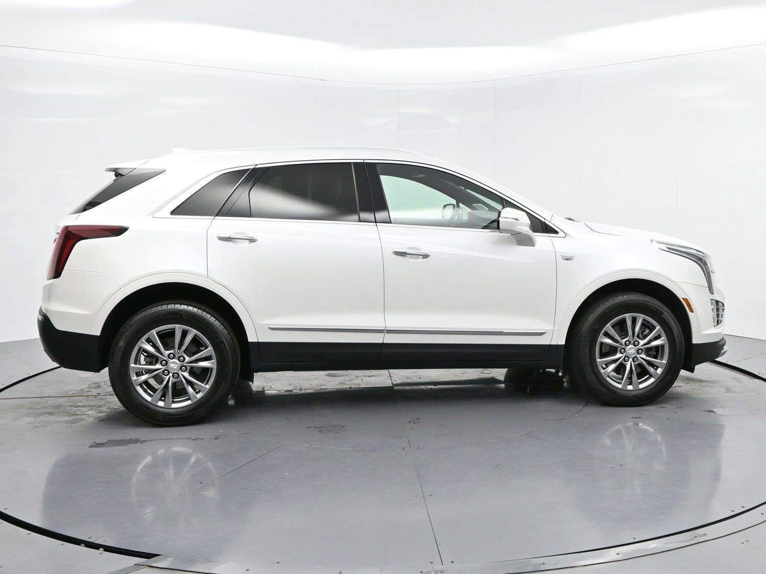 Used 2023 Cadillac XT5 Premium Luxury FWD image 7