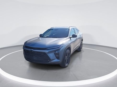 New 2026 Chevrolet Trax ACTIV w/ Driver Confidence Package FWD image 3