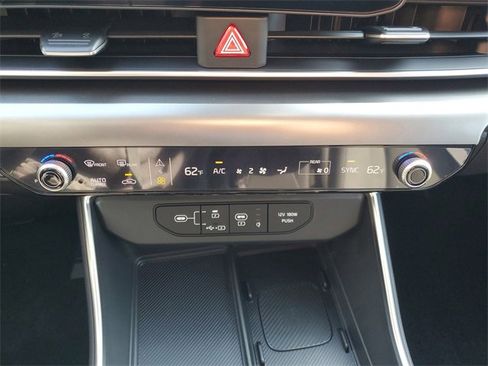 New 2026 Kia Carnival SX Prestige image 35