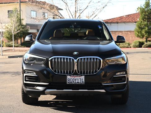 Used 2019 BMW X5 xDrive40i w/ Convenience Package image 2