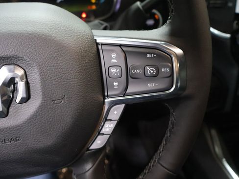 New 2026 RAM 2500 Laramie AWD/4WD image 24