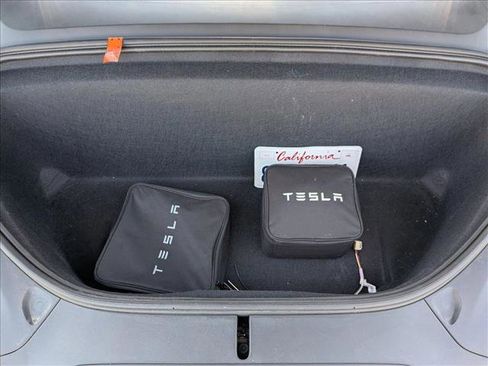 Used 2018 Tesla Model X 75D AWD/4WD image 24