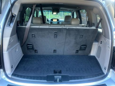 Used 2011 Honda Pilot Touring image 21