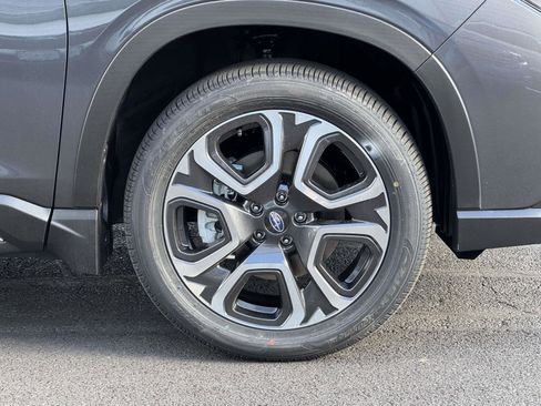 New 2026 Subaru Ascent Limited image 7