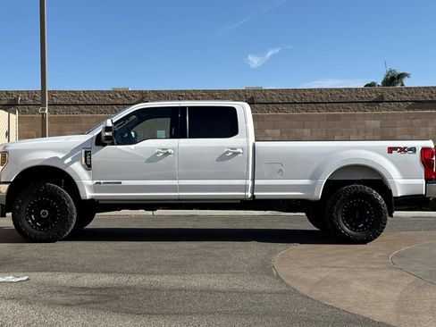 Used 2019 Ford F250 Lariat w/ Lariat Ultimate Package AWD/4WD image 7