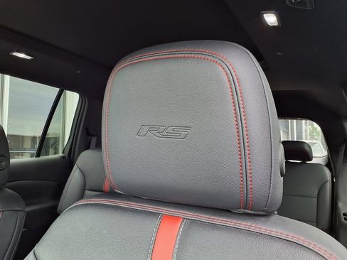 Used 2024 Chevrolet Traverse RS w/ LPO, Floor Liner Package AWD/4WD image 22