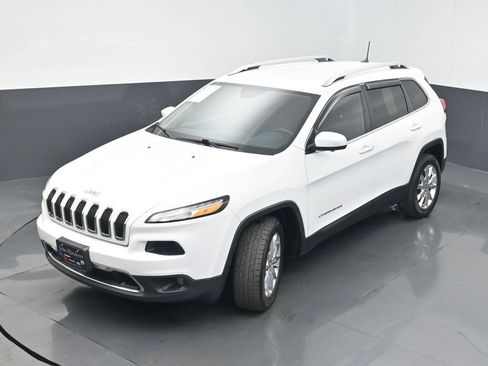Certified 2016 Jeep Cherokee Limited AWD/4WD image 9
