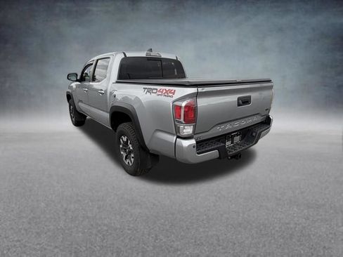 Used 2021 Toyota Tacoma TRD Off-Road w/ Technology Package AWD/4WD image 3