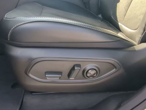 New 2026 Jeep Grand Cherokee Altitude image 22