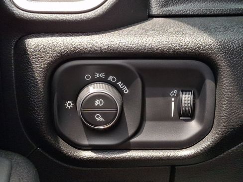 Certified 2023 RAM 1500 Big Horn AWD/4WD image 24