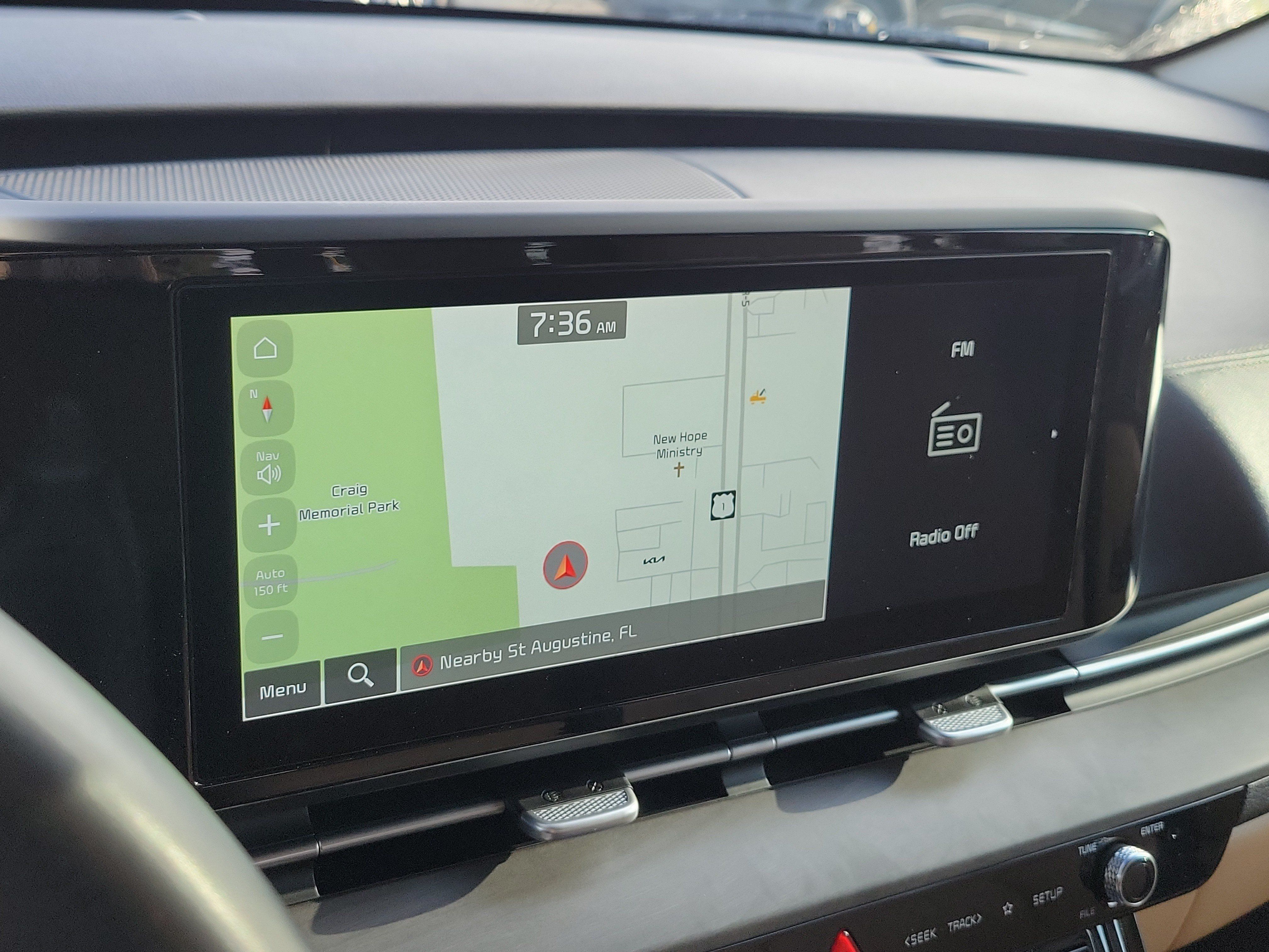Certified 2023 Kia Carnival EX FWD image 33