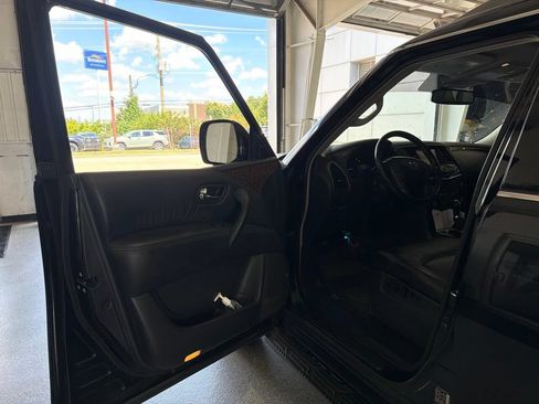 Used 2019 Nissan Armada SL w/ Premium Package AWD/4WD image 5