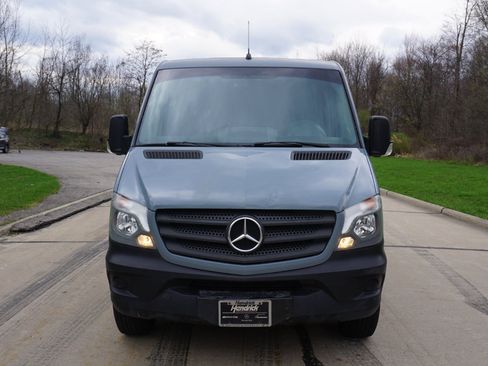 Used 2016 Mercedes-Benz Sprinter 2500 image 8