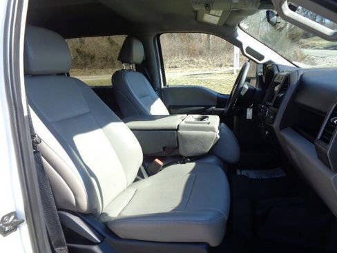 Used 2022 Ford F250 XL w/ Power Equipment Group image 26