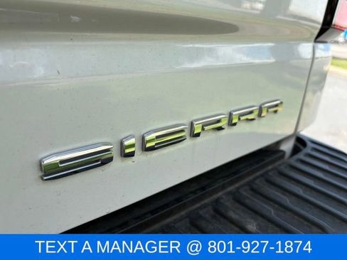 Used 2025 GMC Sierra 1500 Denali AWD/4WD image 9