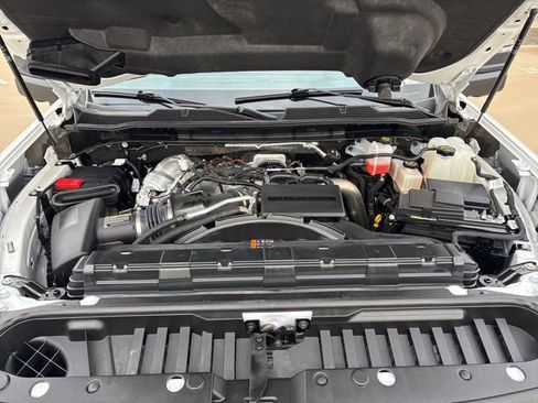 Used 2025 Chevrolet Silverado 2500 LT w/ Convenience Package AWD/4WD image 20