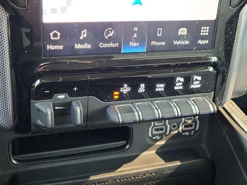 Used 2023 RAM 1500 Limited AWD/4WD image 27