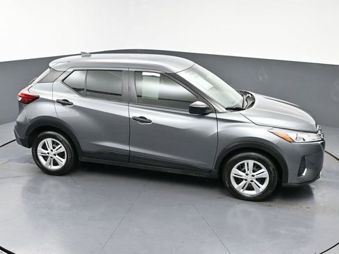 Used 2025 Nissan Kicks Play S image 44