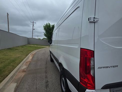 New 2025 Mercedes-Benz Sprinter 2500 image 3