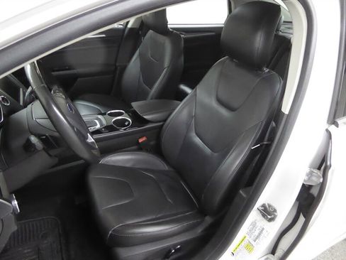 Used 2013 Ford Fusion Titanium image 18