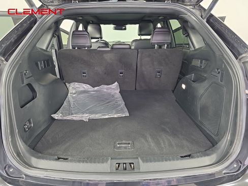 Used 2020 Ford Edge ST w/ Cold Weather Package image 10