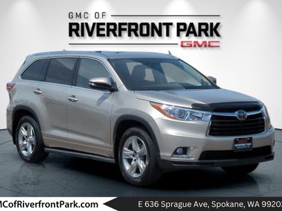 Used 2015 Toyota Highlander Limited w/ Driver Technology Package