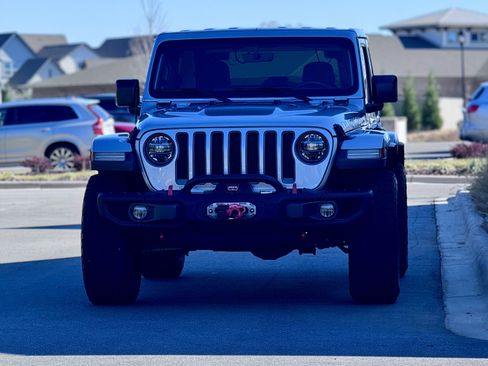 Used 2019 Jeep Wrangler Rubicon image 3