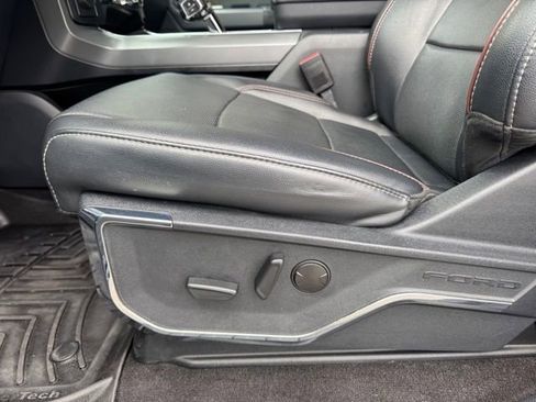 Used 2022 Ford F150 Lariat image 16