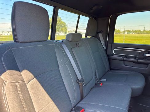 Used 2022 RAM 2500 Big Horn w/ Level C Equiment Group AWD/4WD image 26