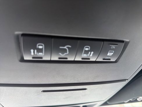 Used 2019 Dodge Grand Caravan GT image 19