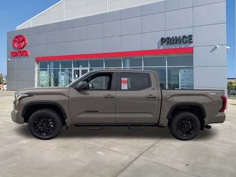 New 2026 Toyota Tundra SR5 AWD/4WD image 7
