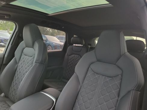 New 2026 Audi SQ7 Prestige AWD/4WD image 15