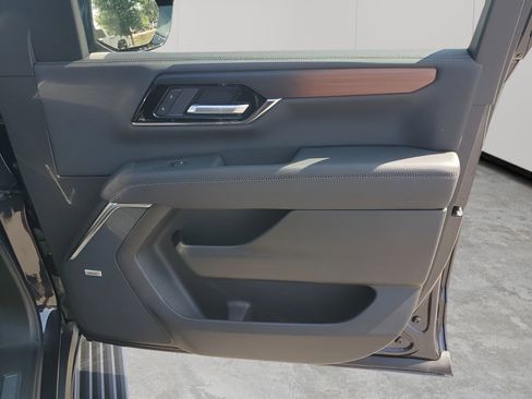 New 2026 GMC Yukon XL Denali w/ Sun & Power Step Package image 13