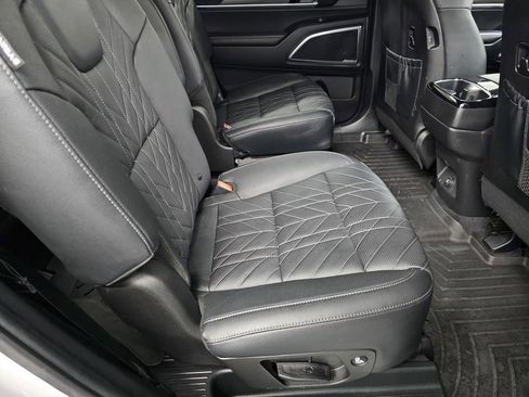 Used 2023 Kia Telluride SX X-Line AWD/4WD image 26