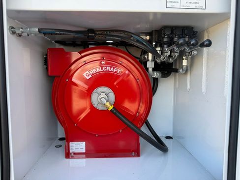 New 2025 Ford F550 4x4 Supercab Super Duty image 31