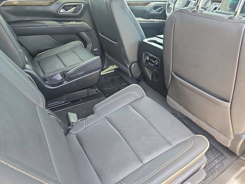 Used 2023 Chevrolet Tahoe Premier AWD/4WD image 11