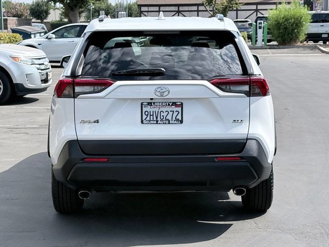 Used 2019 Toyota RAV4 XLE w/ Convenience Package AWD/4WD image 6