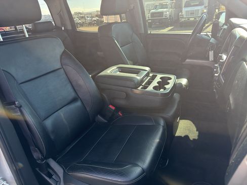 Used 2017 Chevrolet Silverado 1500 LT w/ All Star Edition AWD/4WD image 19