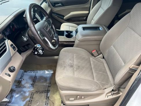 Used 2016 GMC Yukon SLE w/ Convenience Package RWD image 9