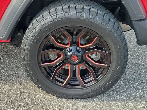Used 2022 Jeep Wrangler Sport AWD/4WD image 5