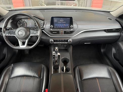 Used 2022 Nissan Altima 2.5 SR image 28