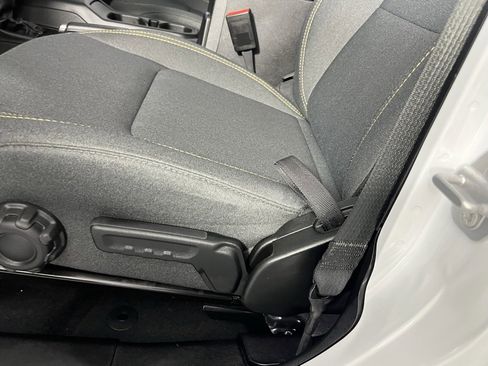 Used 2024 Jeep Wrangler Unlimited Sahara w/ Technology Group image 28