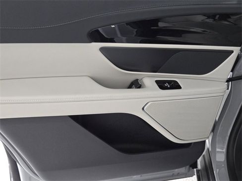 New 2026 Lincoln Nautilus Premier image 19